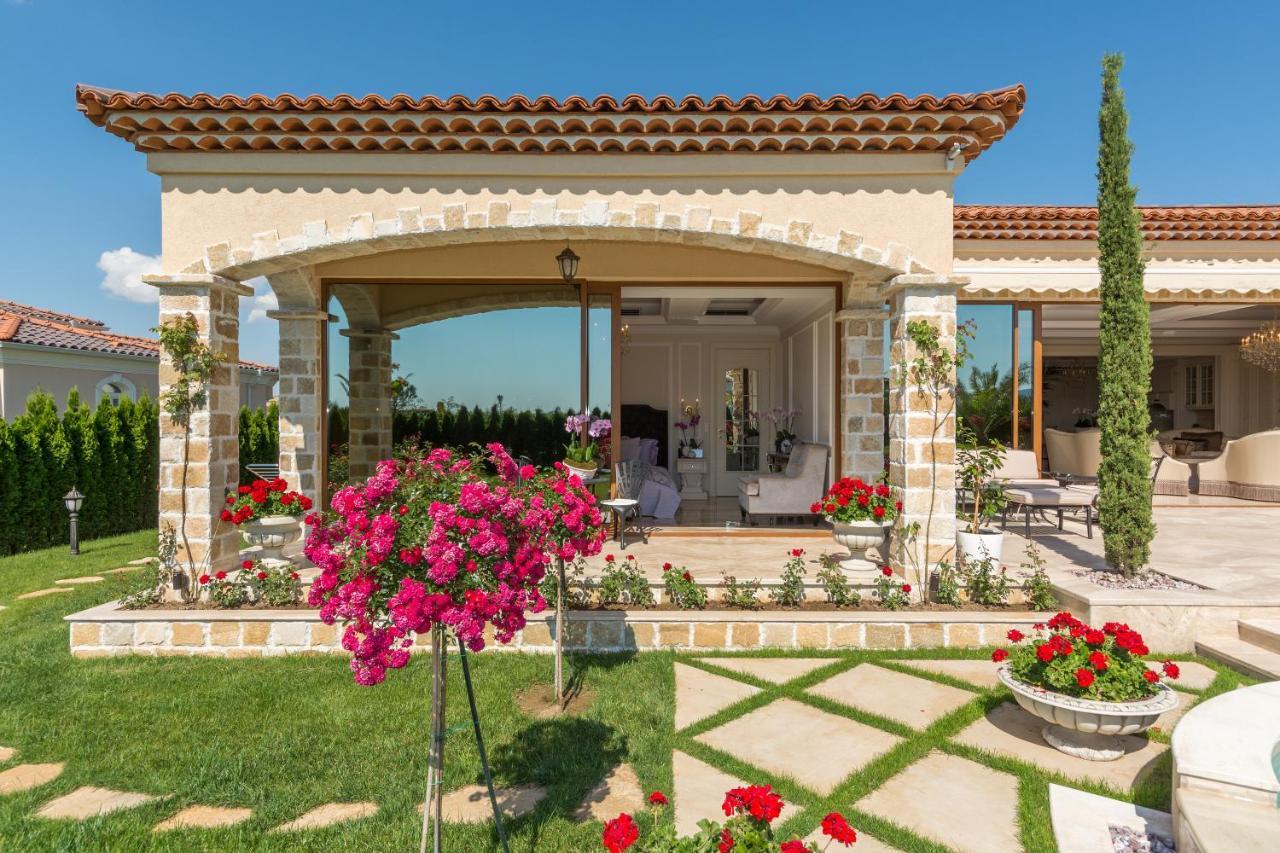 Eden Park Luxury Villas Słoneczny Brzeg Zewnętrze zdjęcie